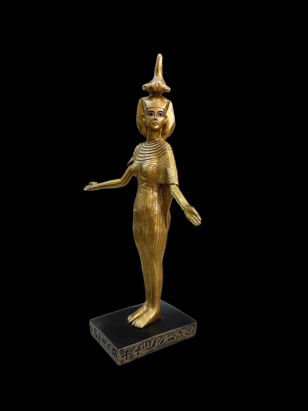 Serket Statue
