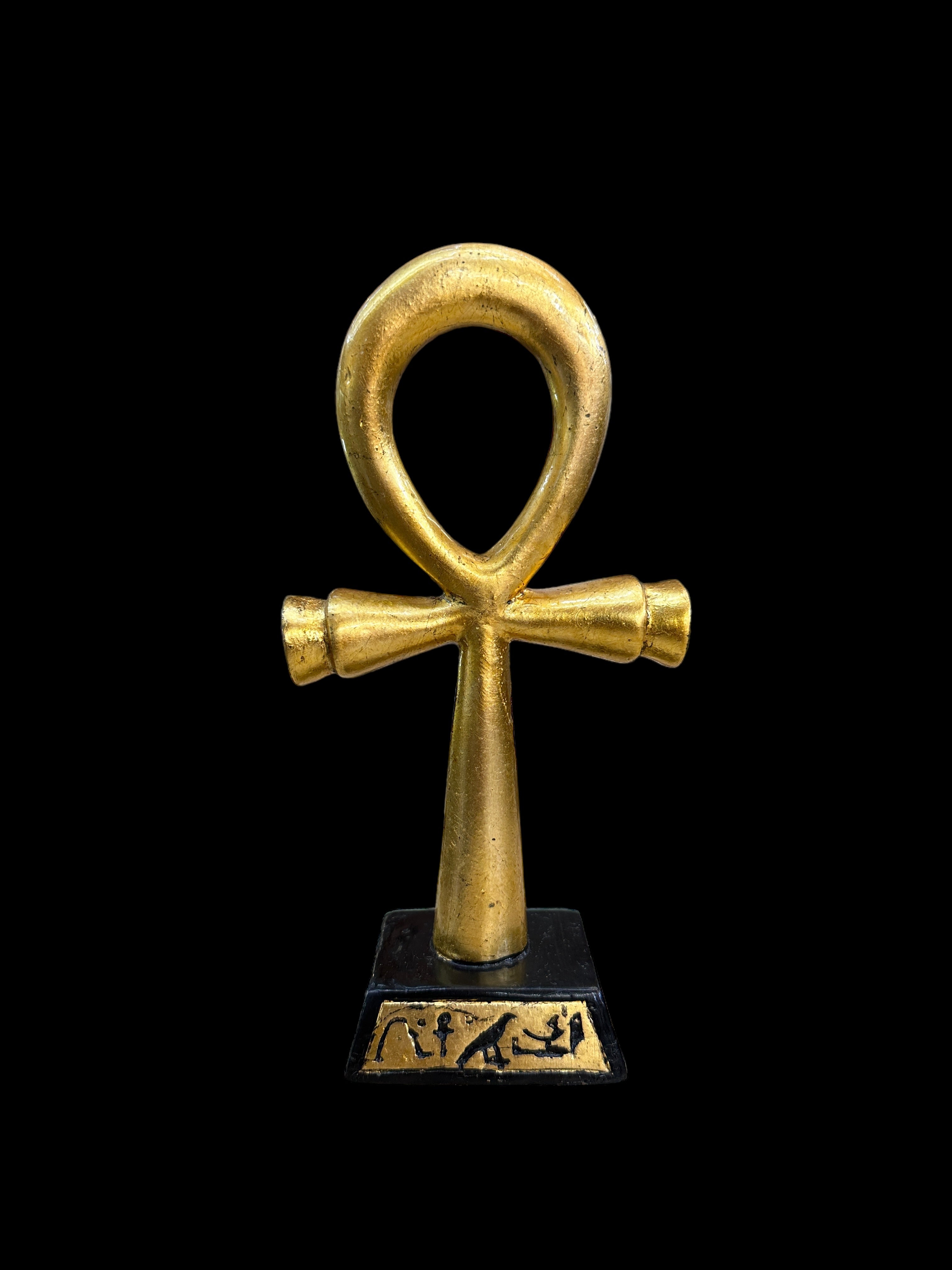 Ankh on Pedestal