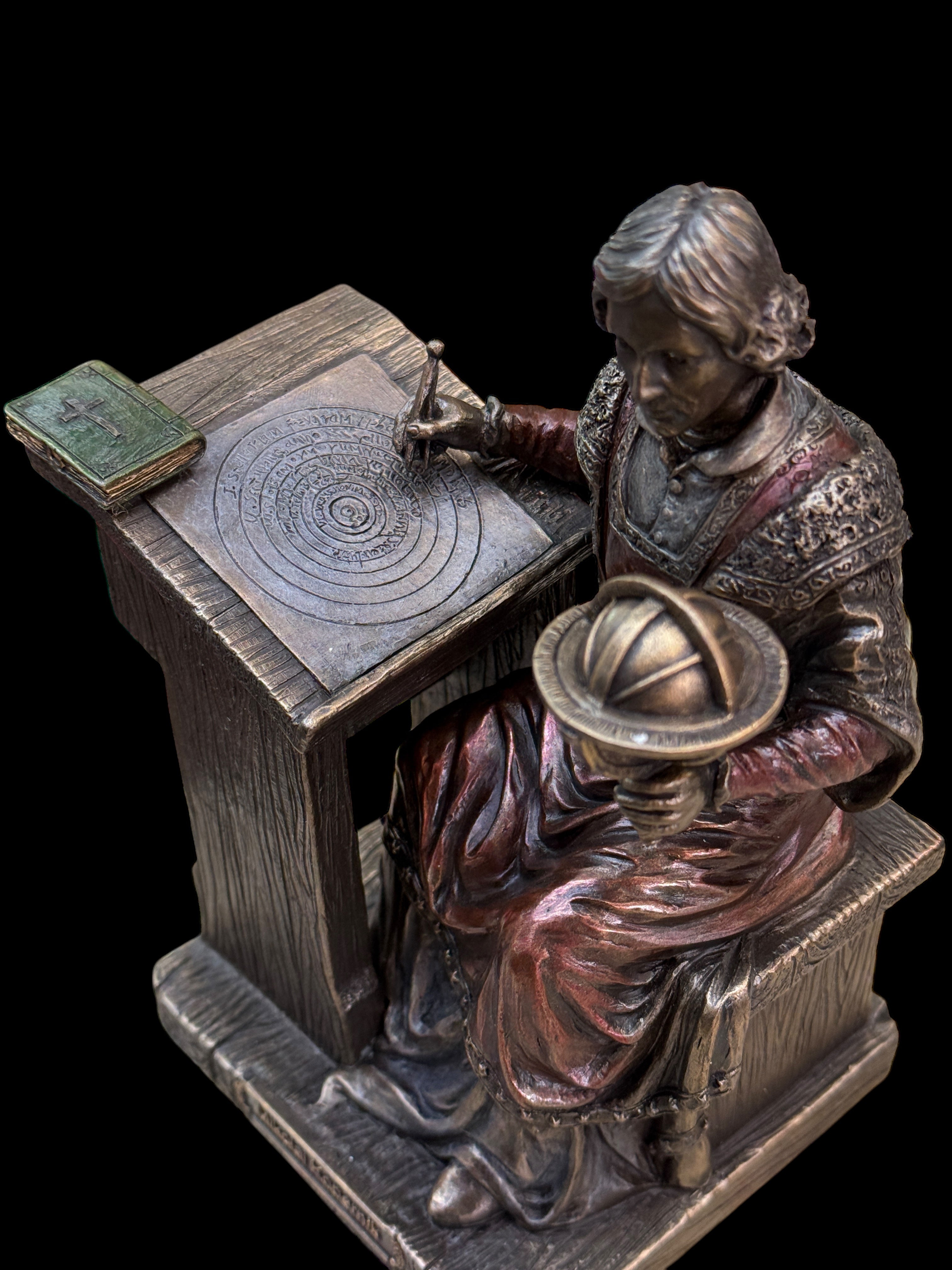 Nicolaus Copernicus Statue