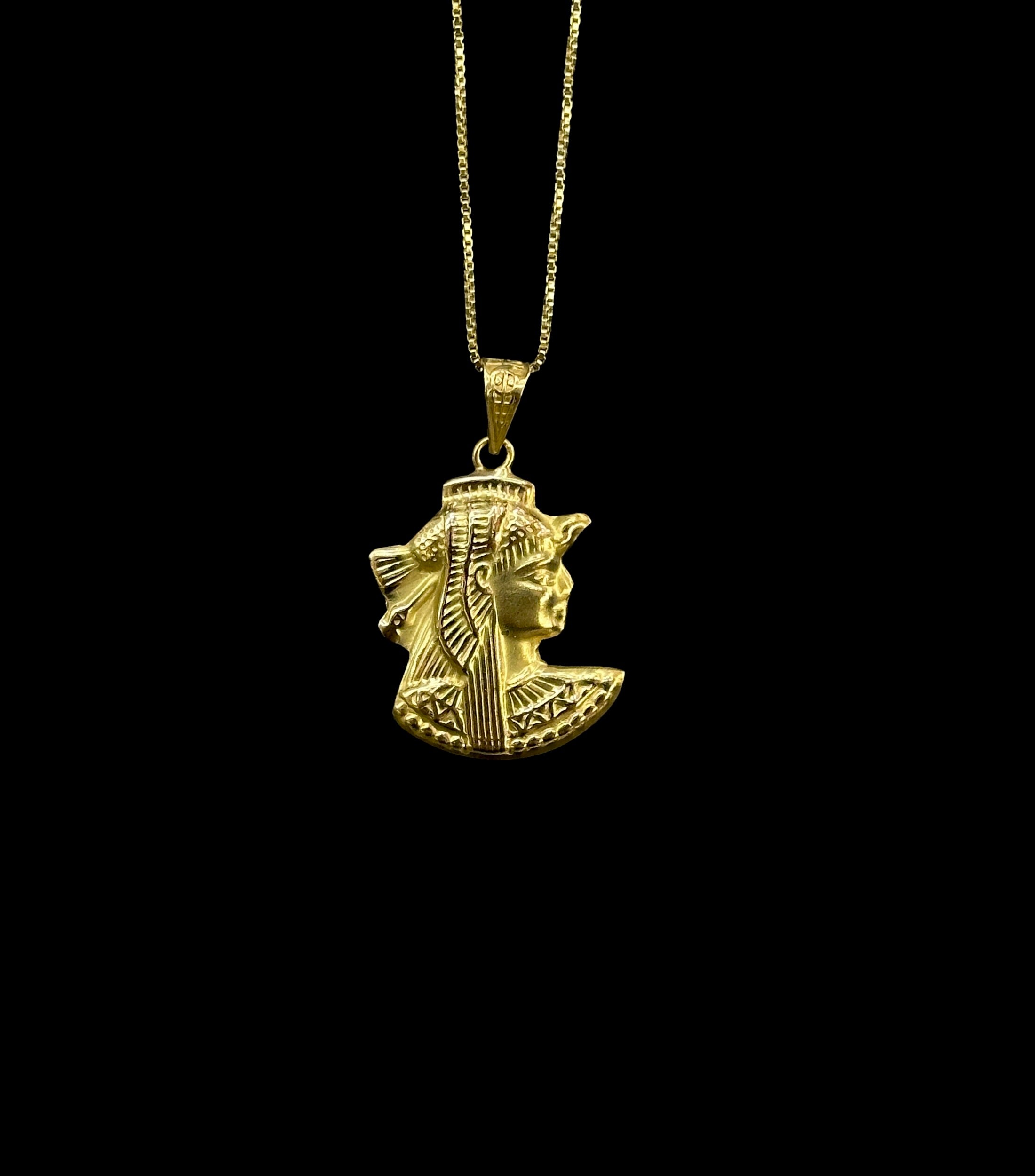 18k Cleopatra Pendant