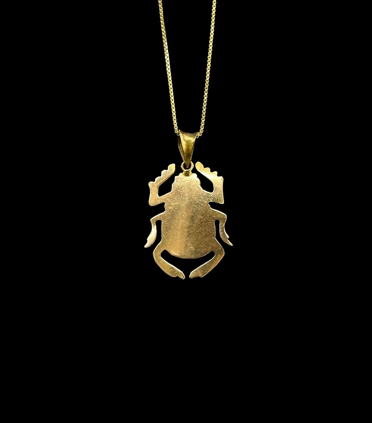 18k Scarab Pendant