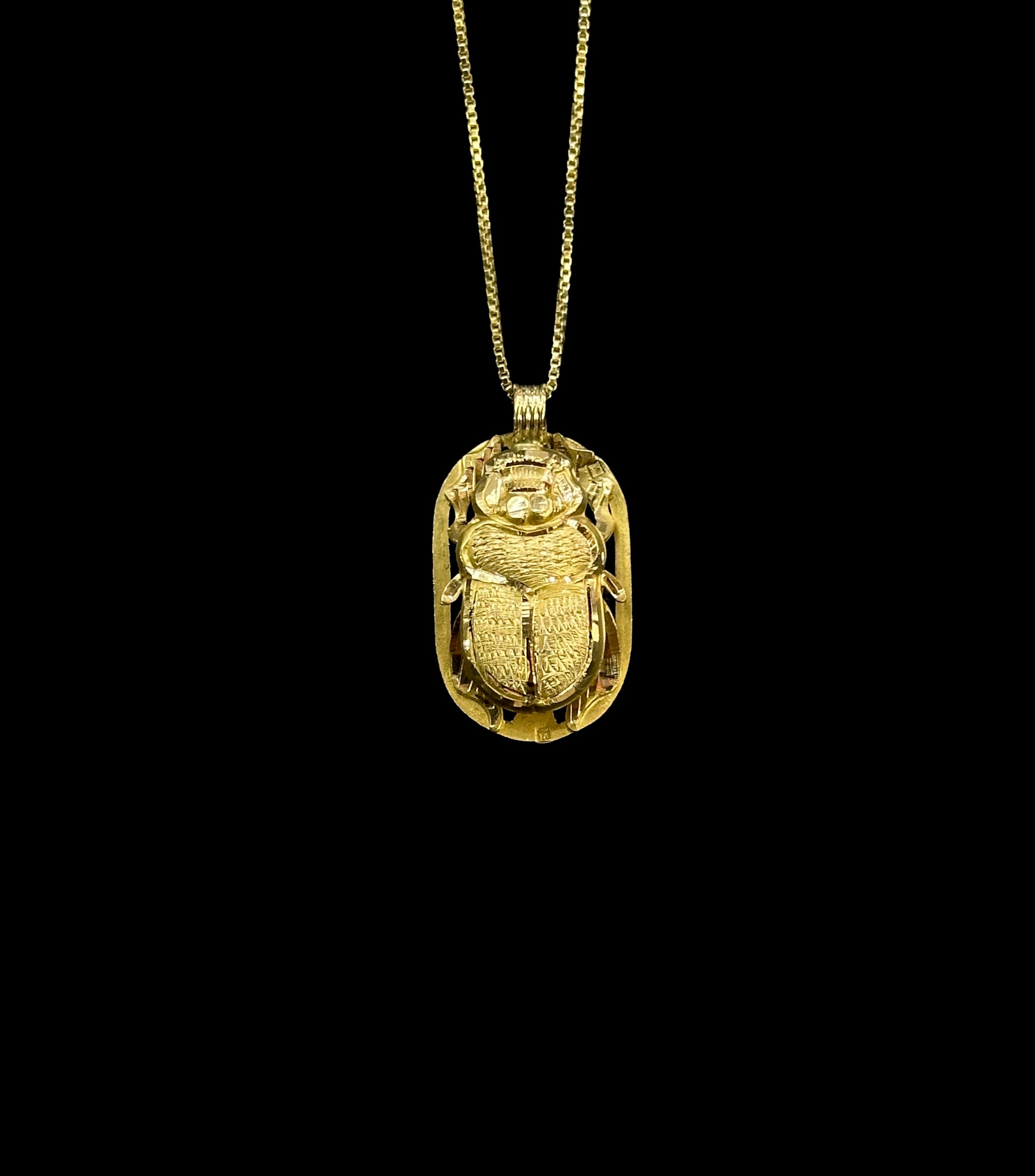 18k Scarab Pendant