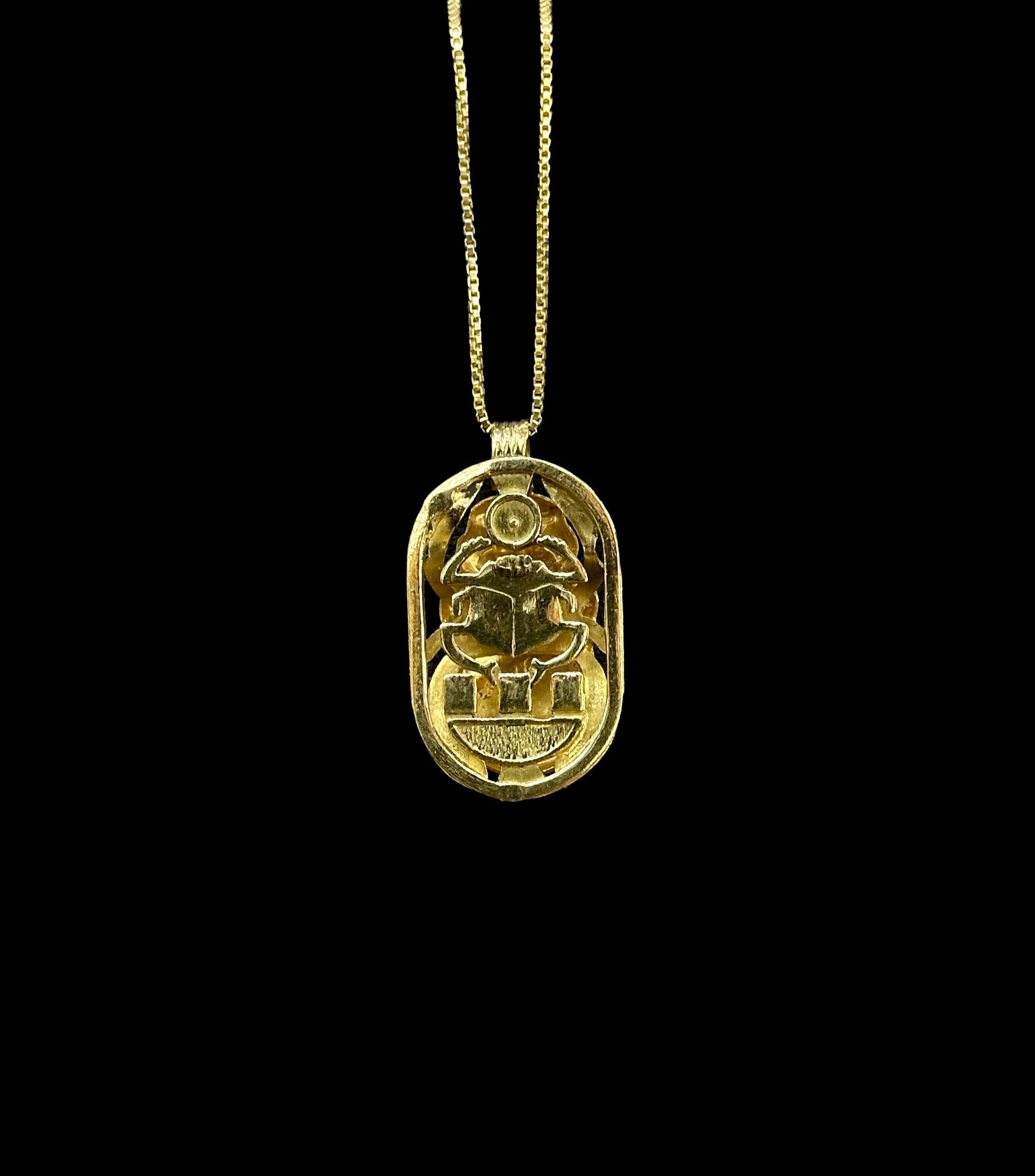 18k Scarab Pendant