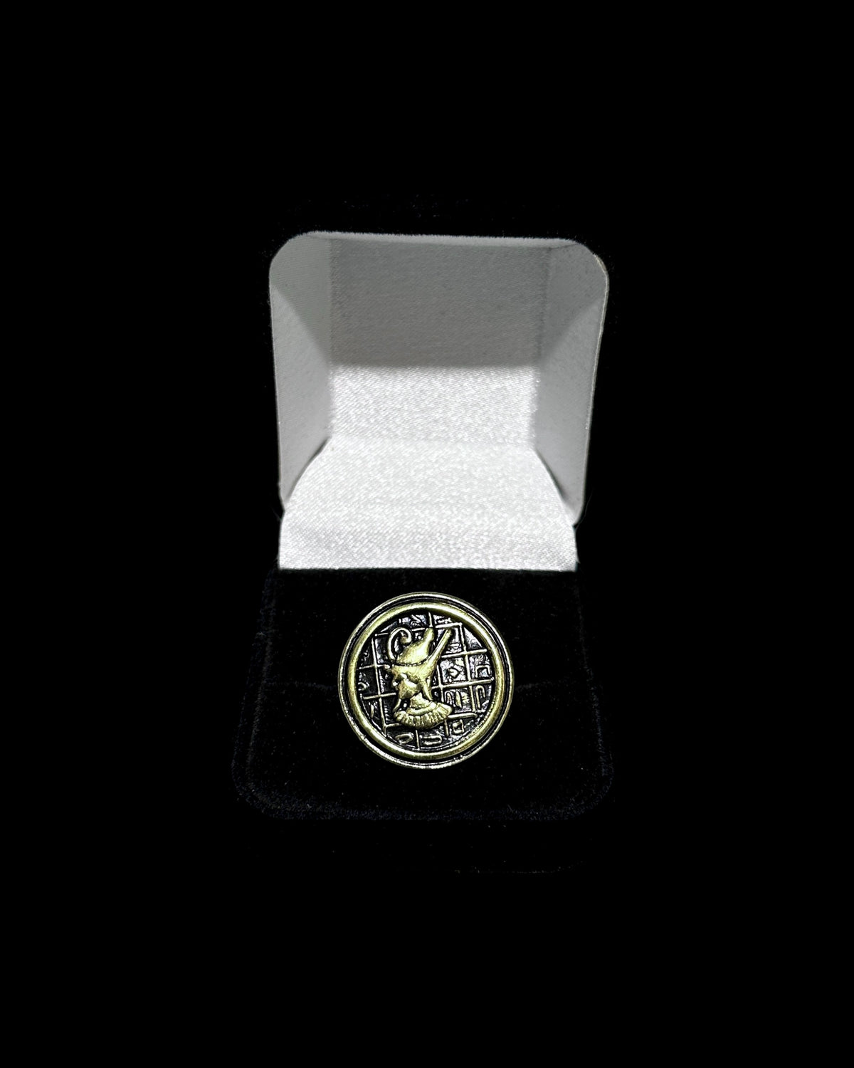 Ramses II Ring - Brass
