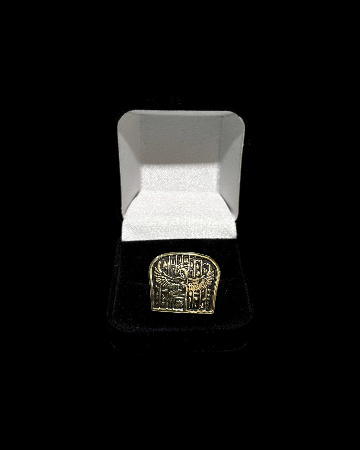 Isis Ring - Brass