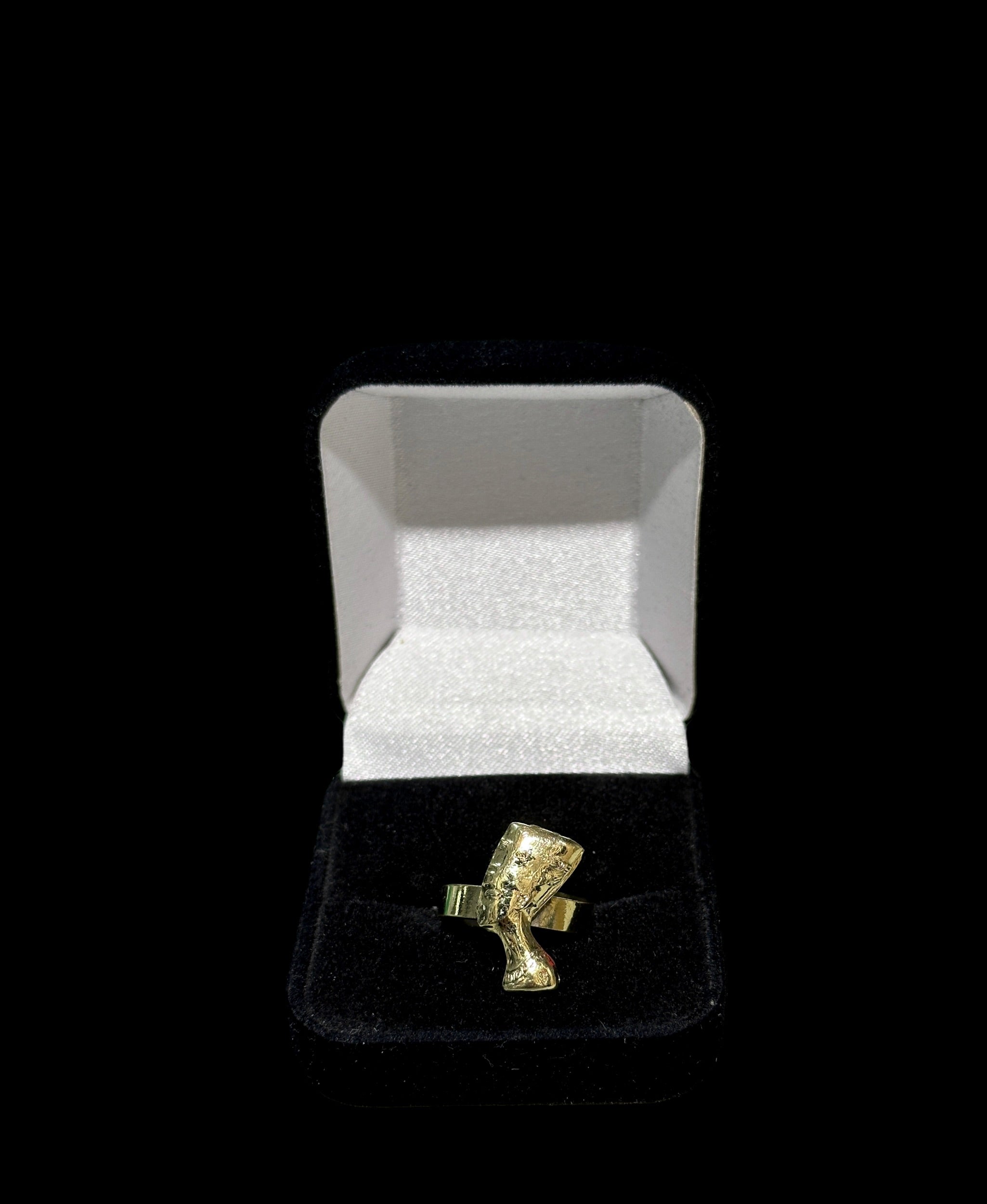 Nefertiti Ring - Brass