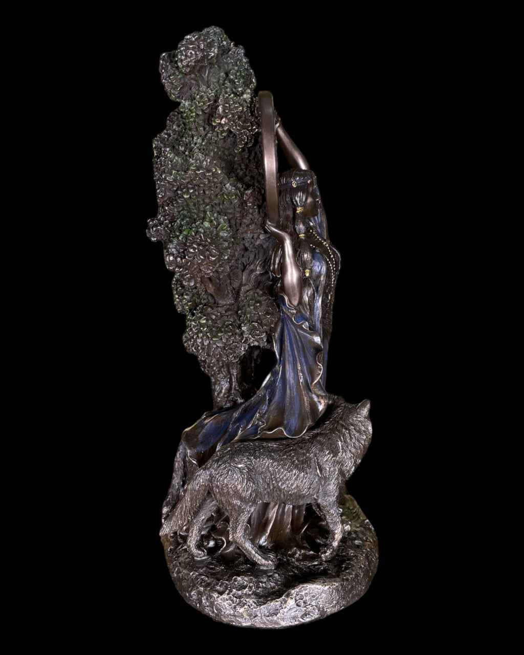 Arianrhod Statue