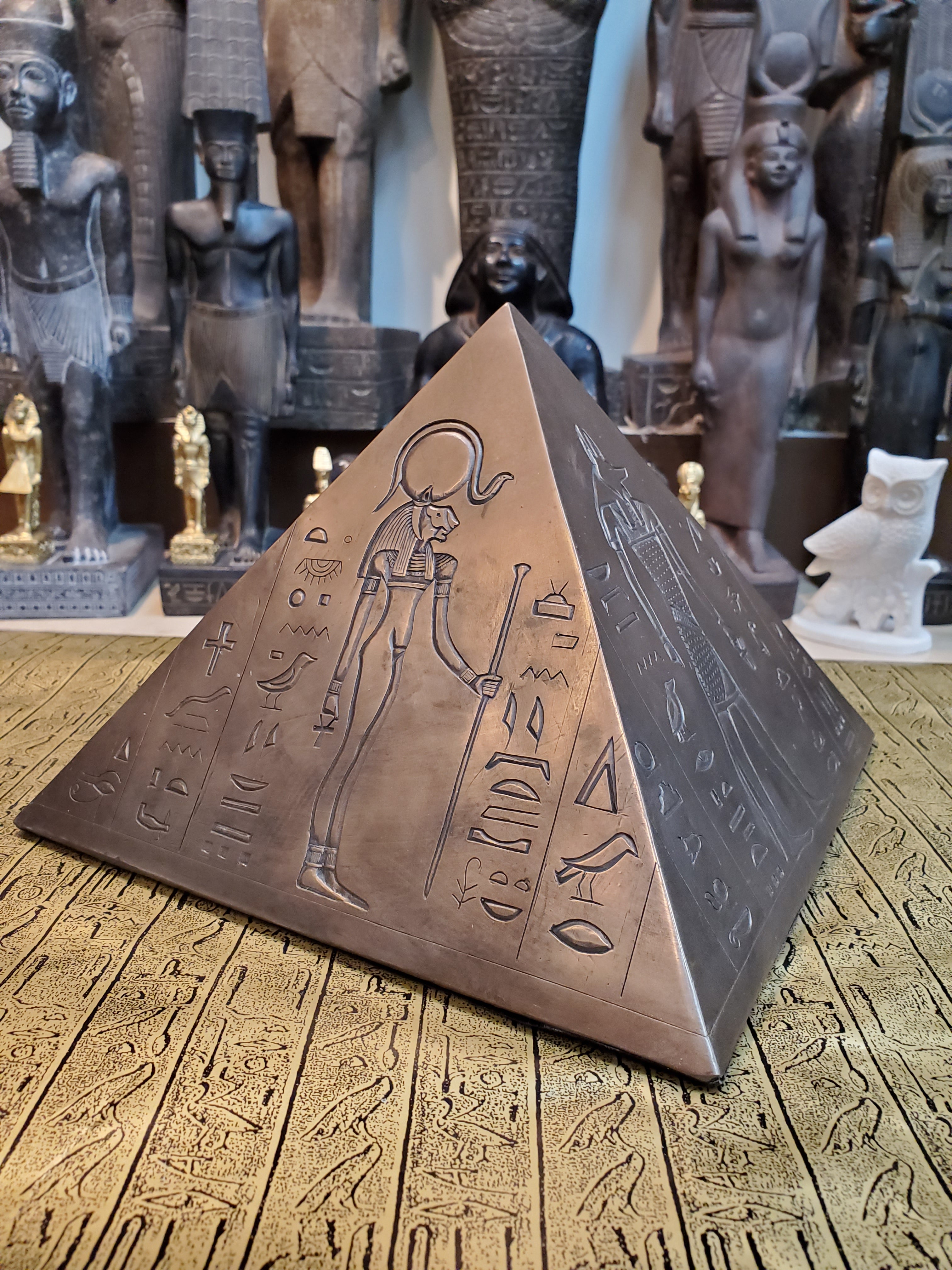 Pyramid Urn - Egyptian Pyramid Urn for Cremation Ashes