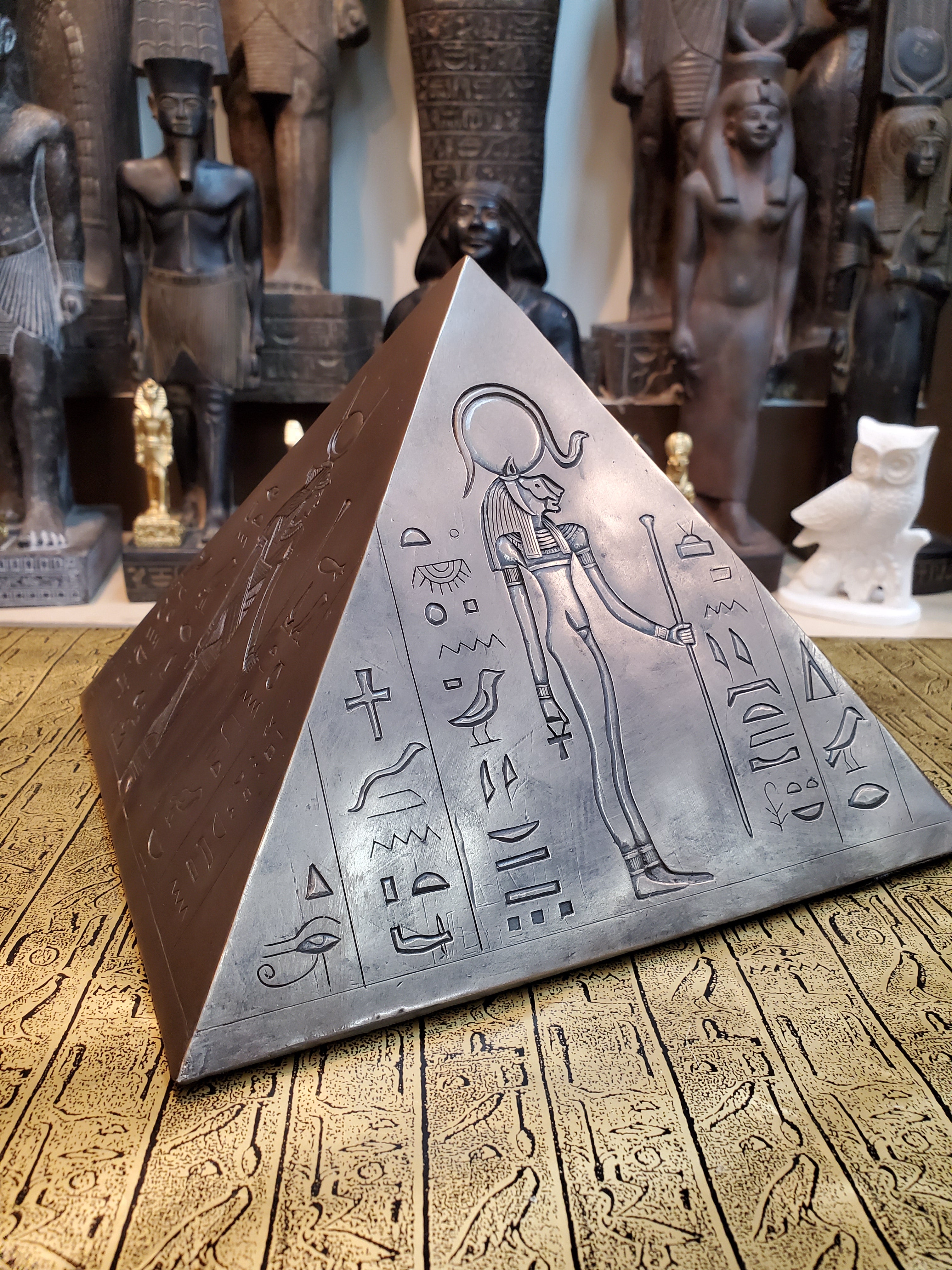 Pyramid Urn - Egyptian Pyramid Urn for Cremation Ashes