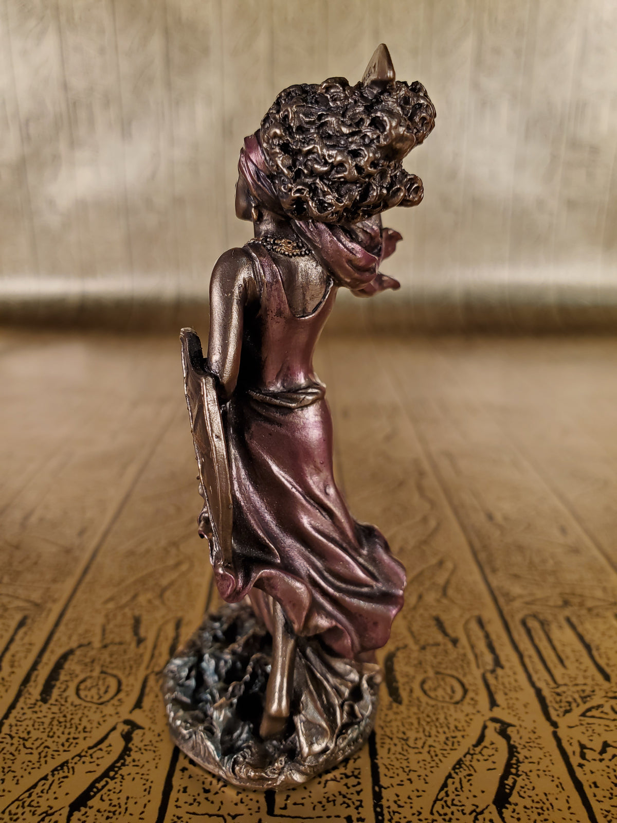Oba Mini Statue