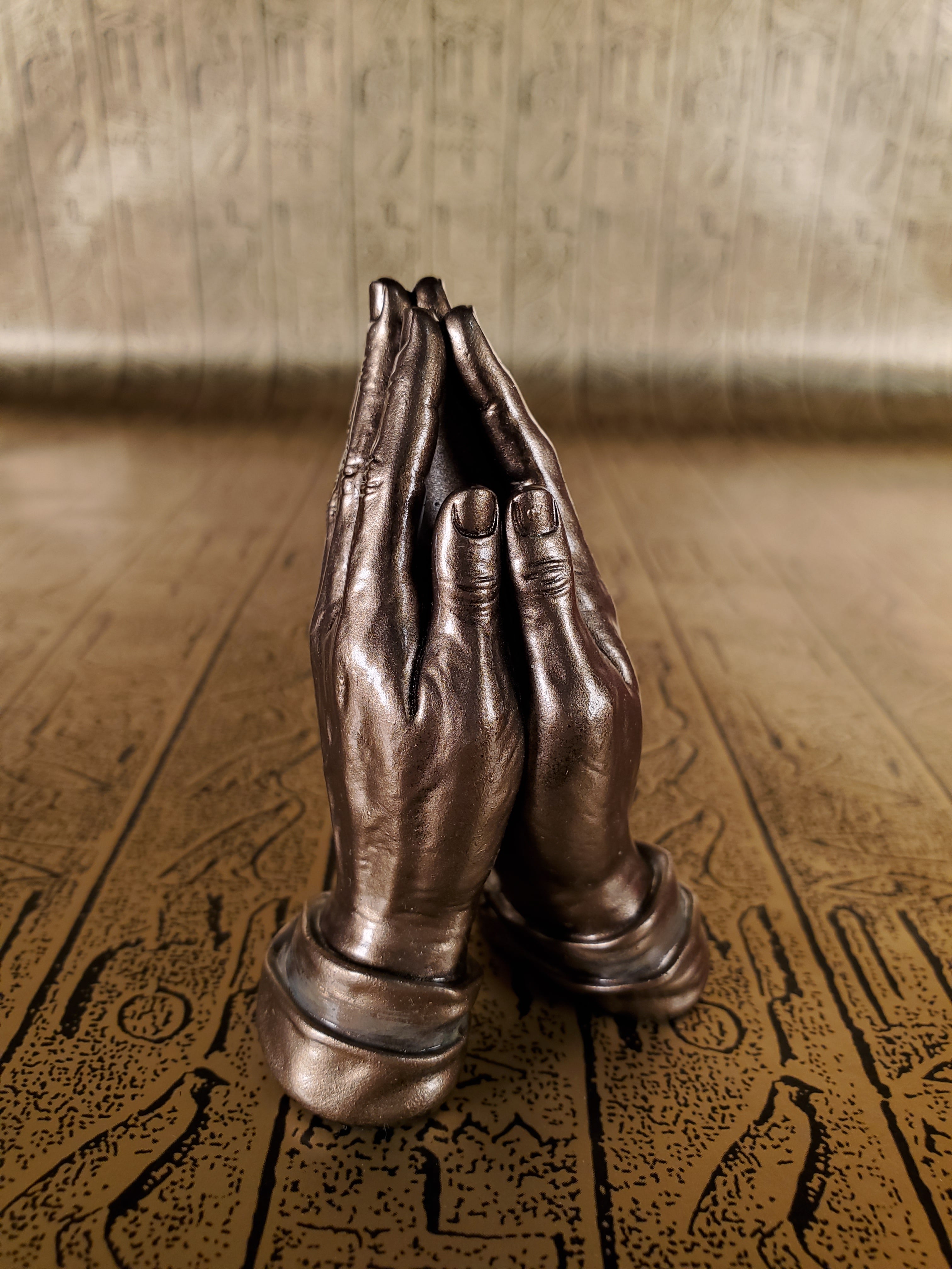 Praying Hands Mini Statue