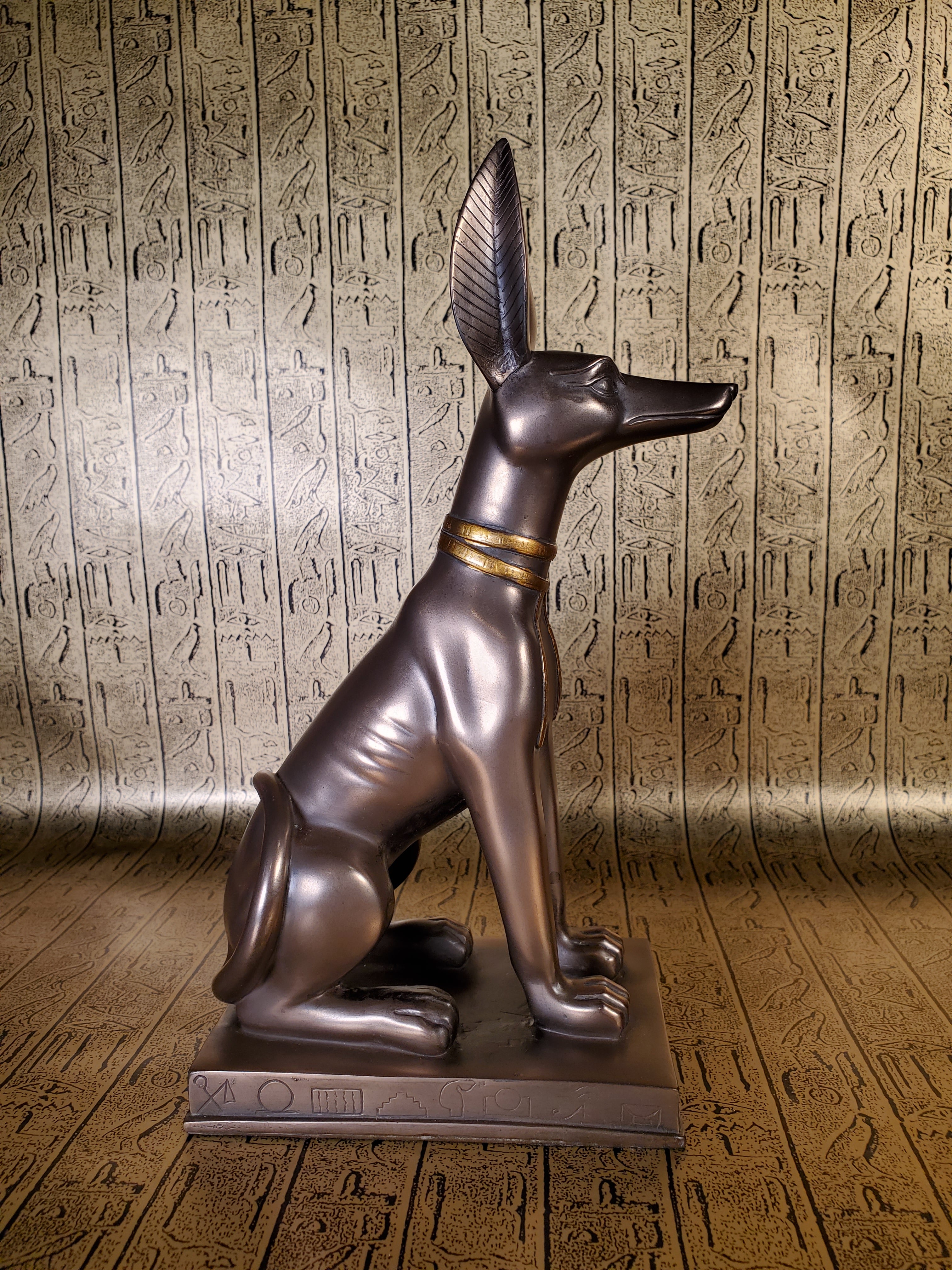 Anubis Statue