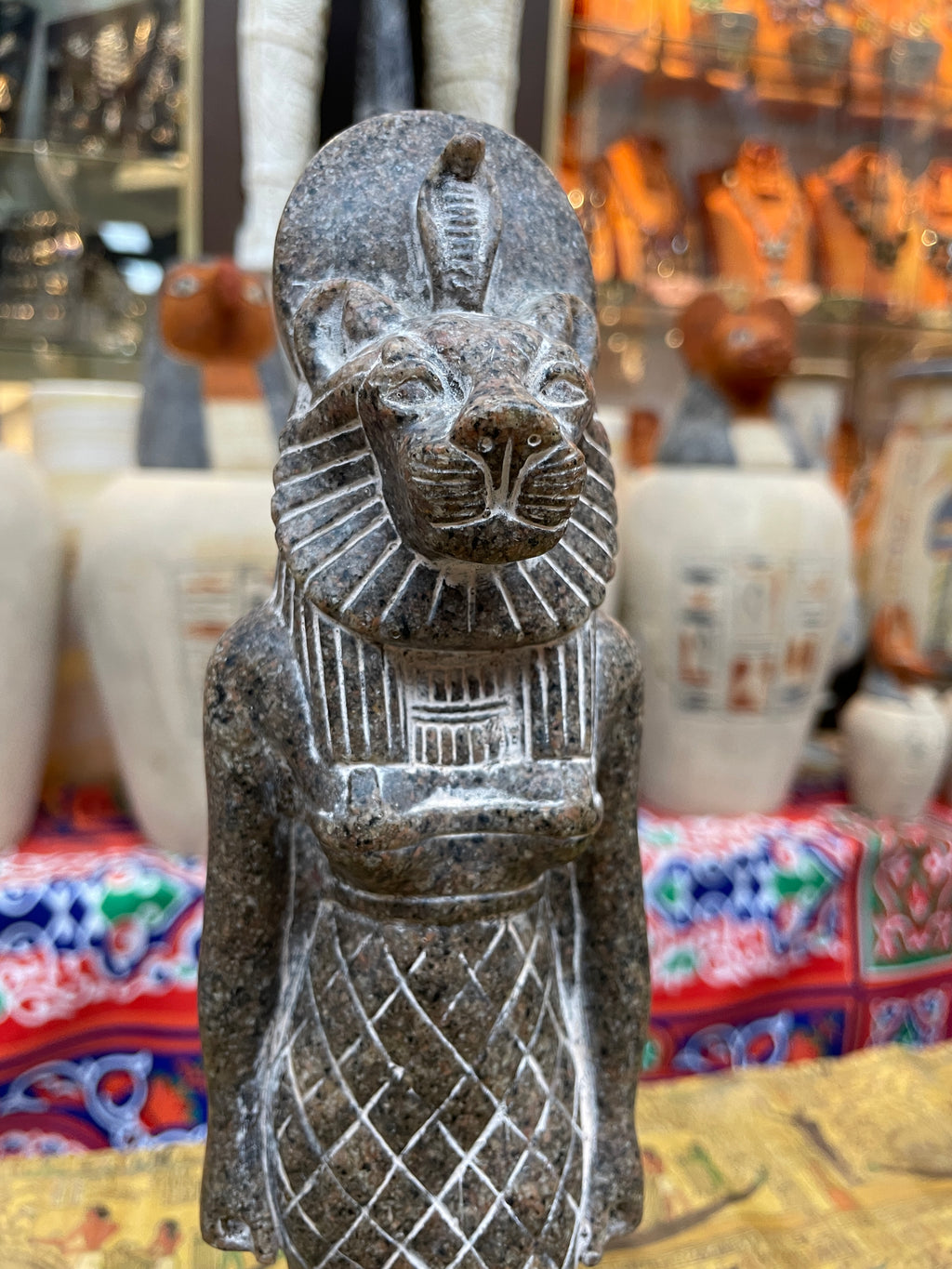 Sekhmet Statue - Dark Finish, 30 cm
