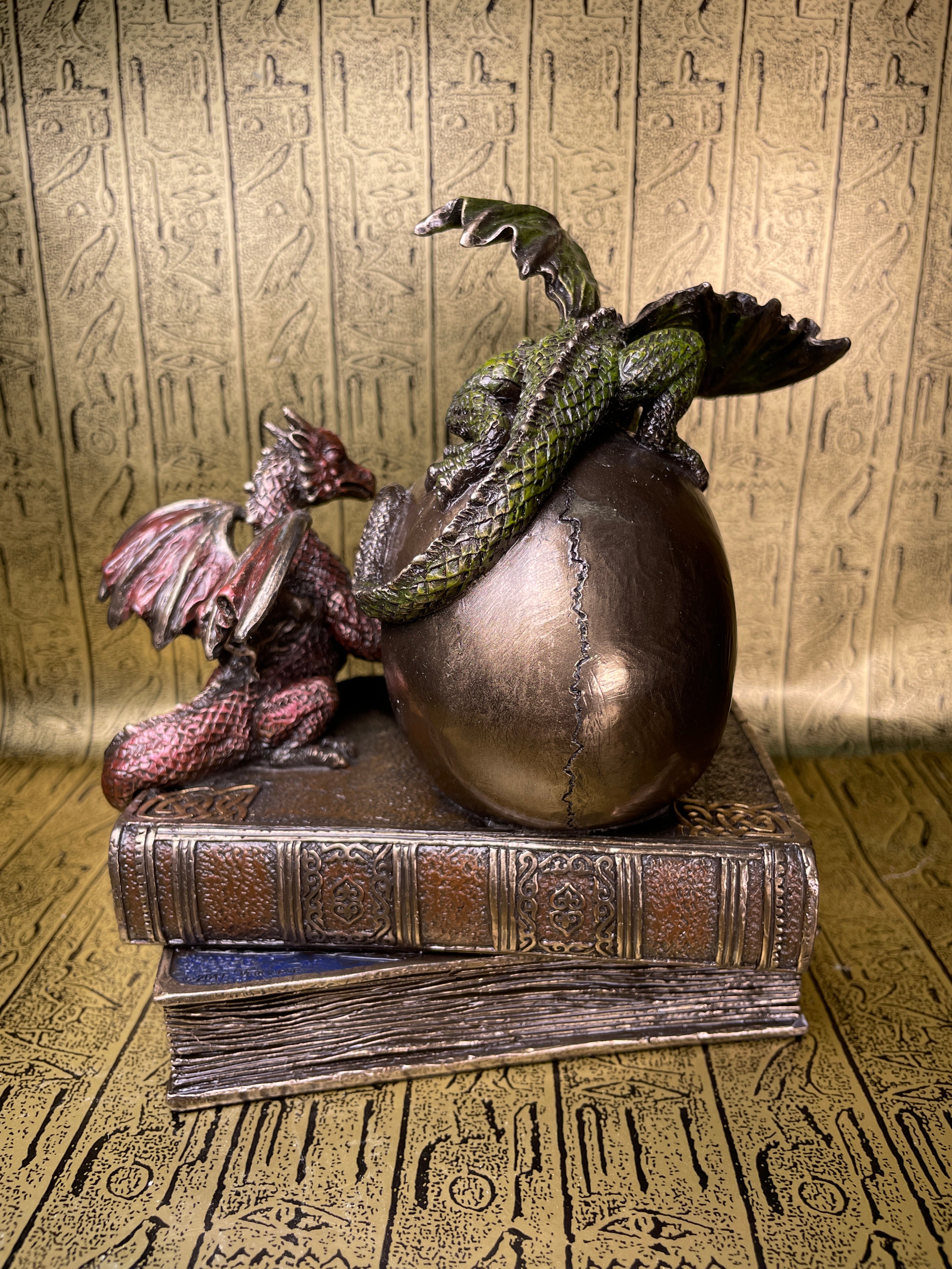 Dragonlings on Skull and Books