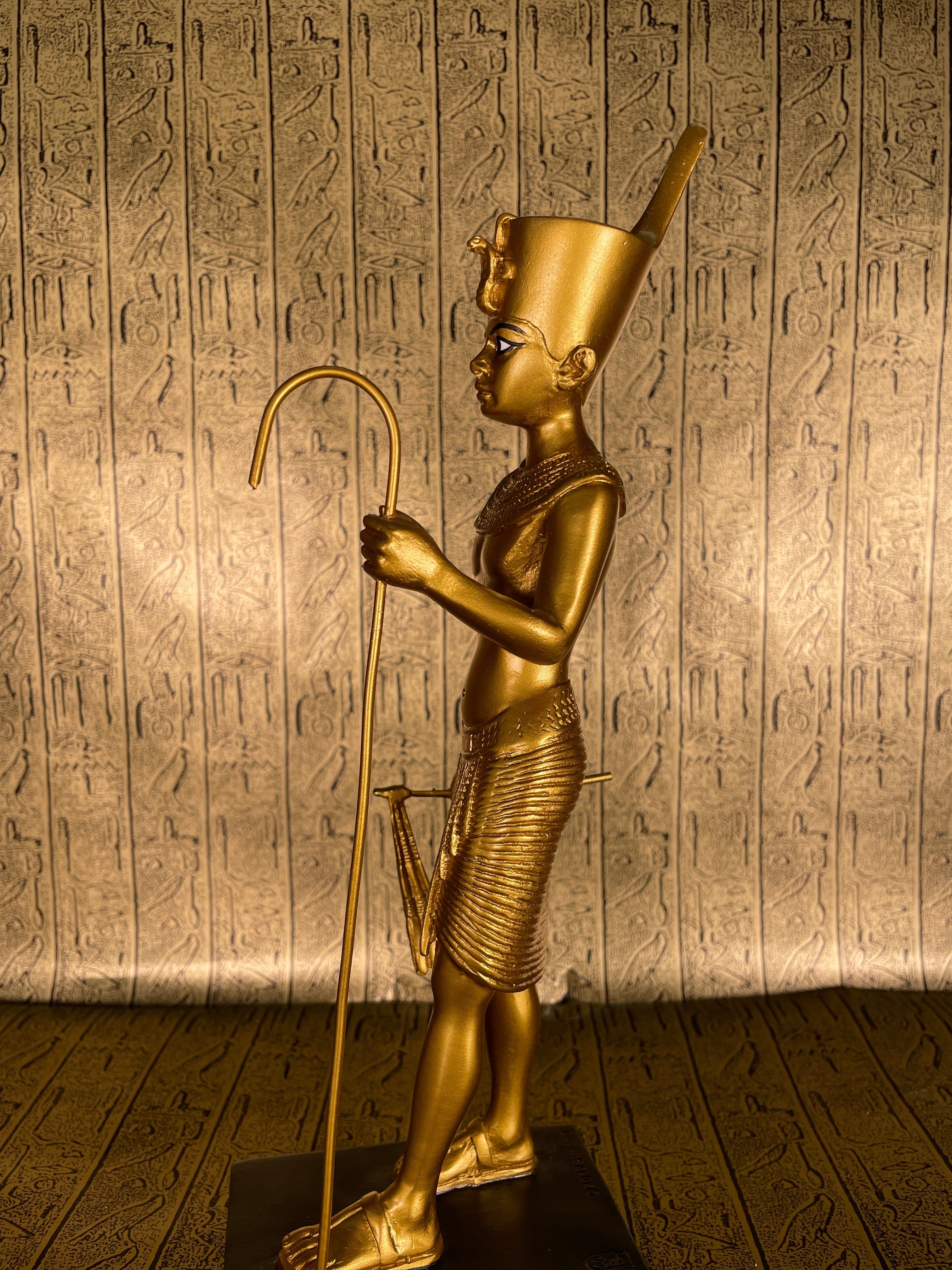 Lower Egypt King Tut Statue