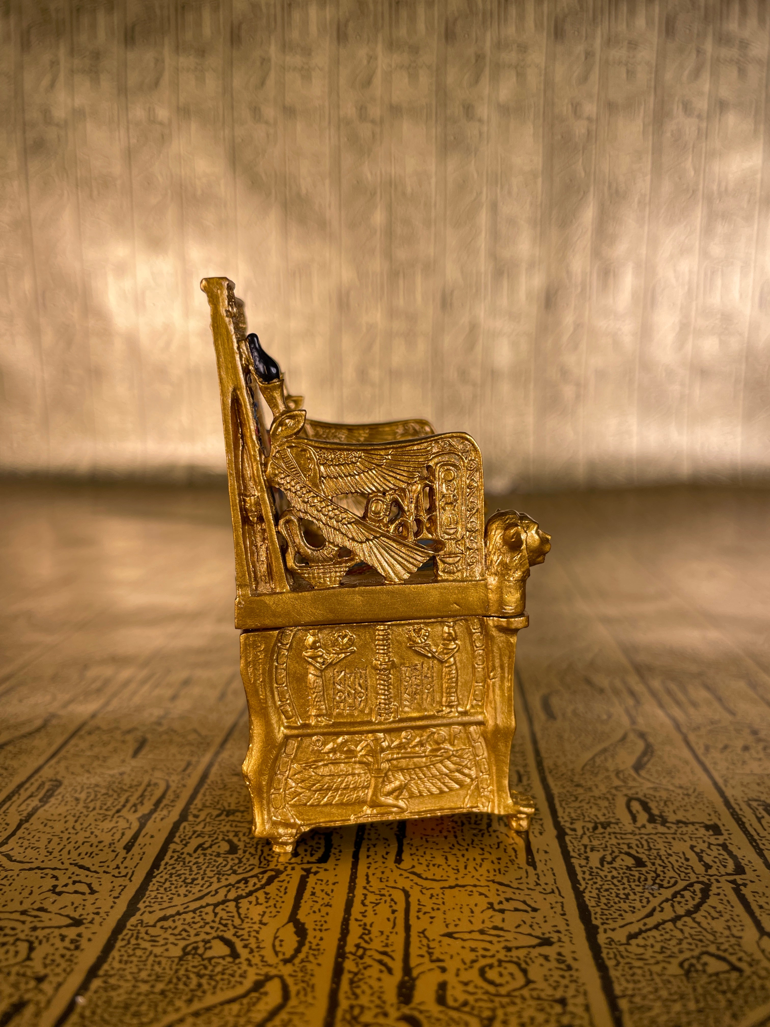 King Tut Throne Box Mini