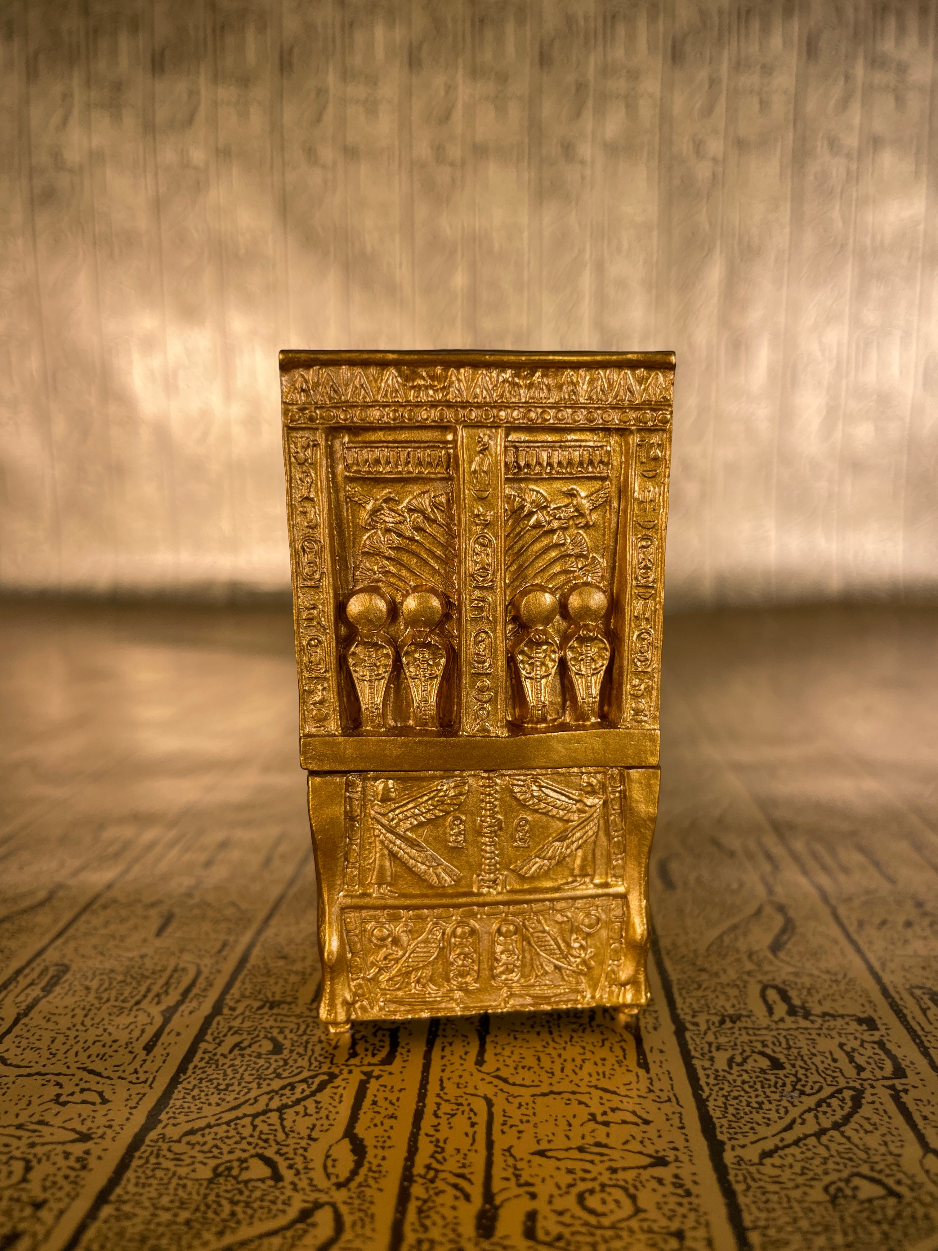 King Tut Throne Box Mini