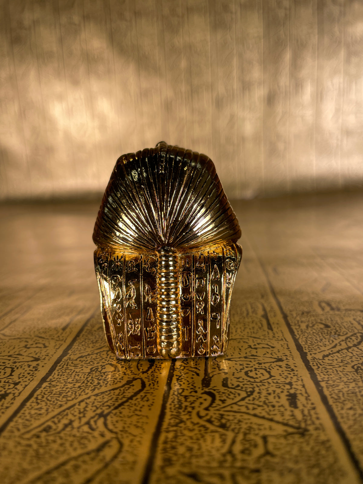 Gold Tutankamun Mini Statue